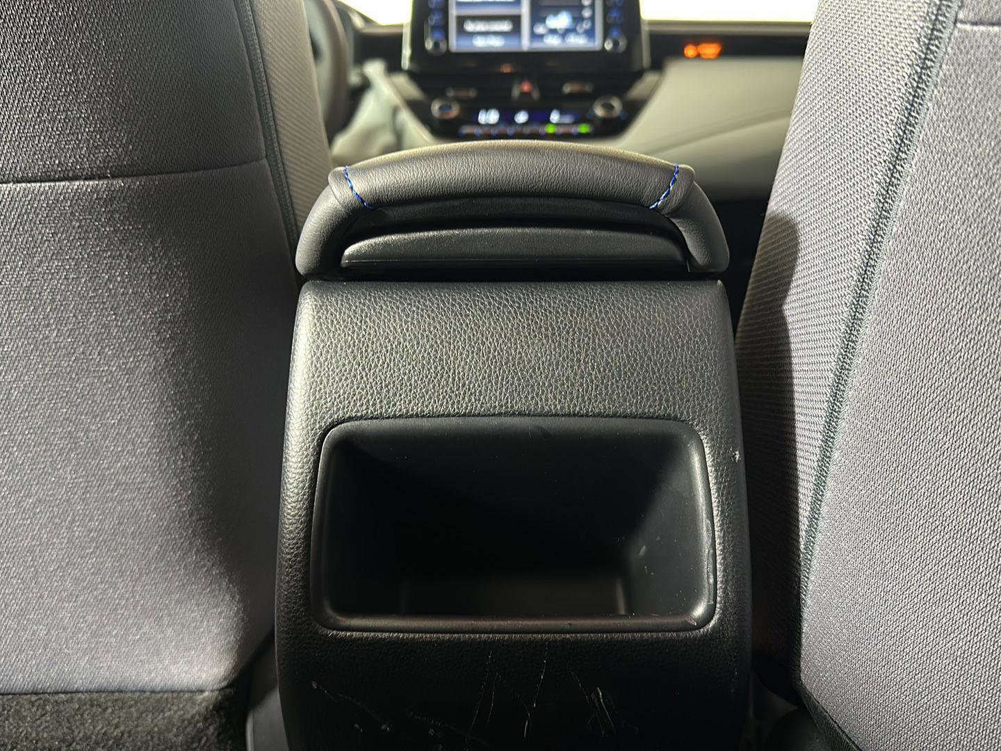Used 2020 Toyota Corolla SE FWD image 18