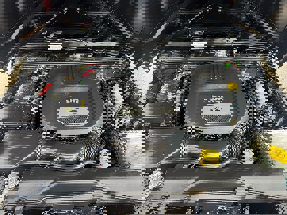 Used 2018 Jeep Wrangler Unlimited Sport image 24