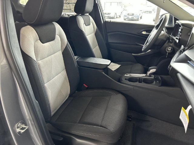 New 2026 Chevrolet Trax LS w/ Driver Confidence Package FWD image 24