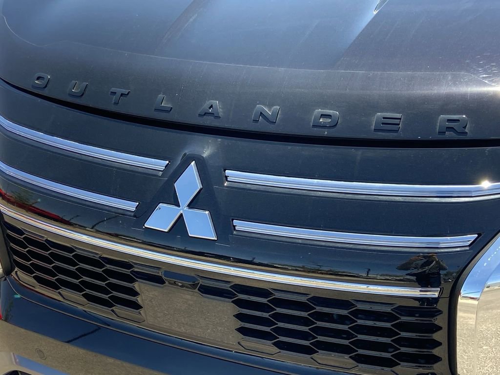New 2026 Mitsubishi Outlander SEL FWD image 28