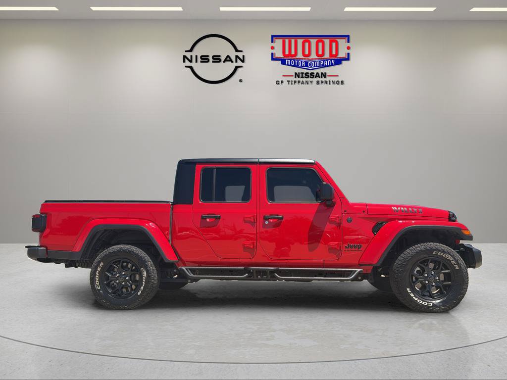 Used 2024 Jeep Gladiator Sport AWD/4WD image 2