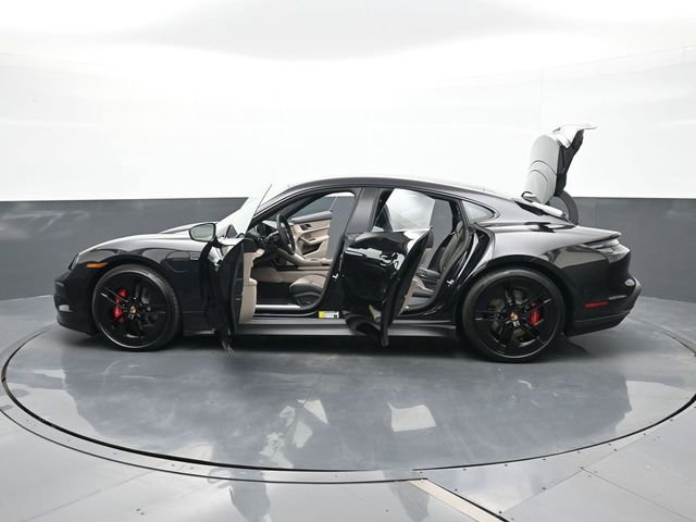 New 2026 Porsche Taycan 4S AWD/4WD image 31