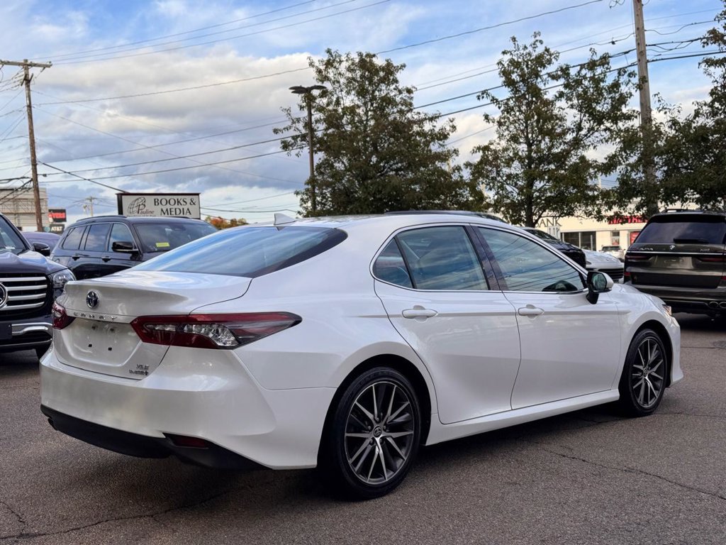 Used 2023 Toyota Camry XLE FWD image 6