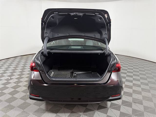 Used 2019 Toyota Avalon XLE w/ Moonroof Package FWD image 23