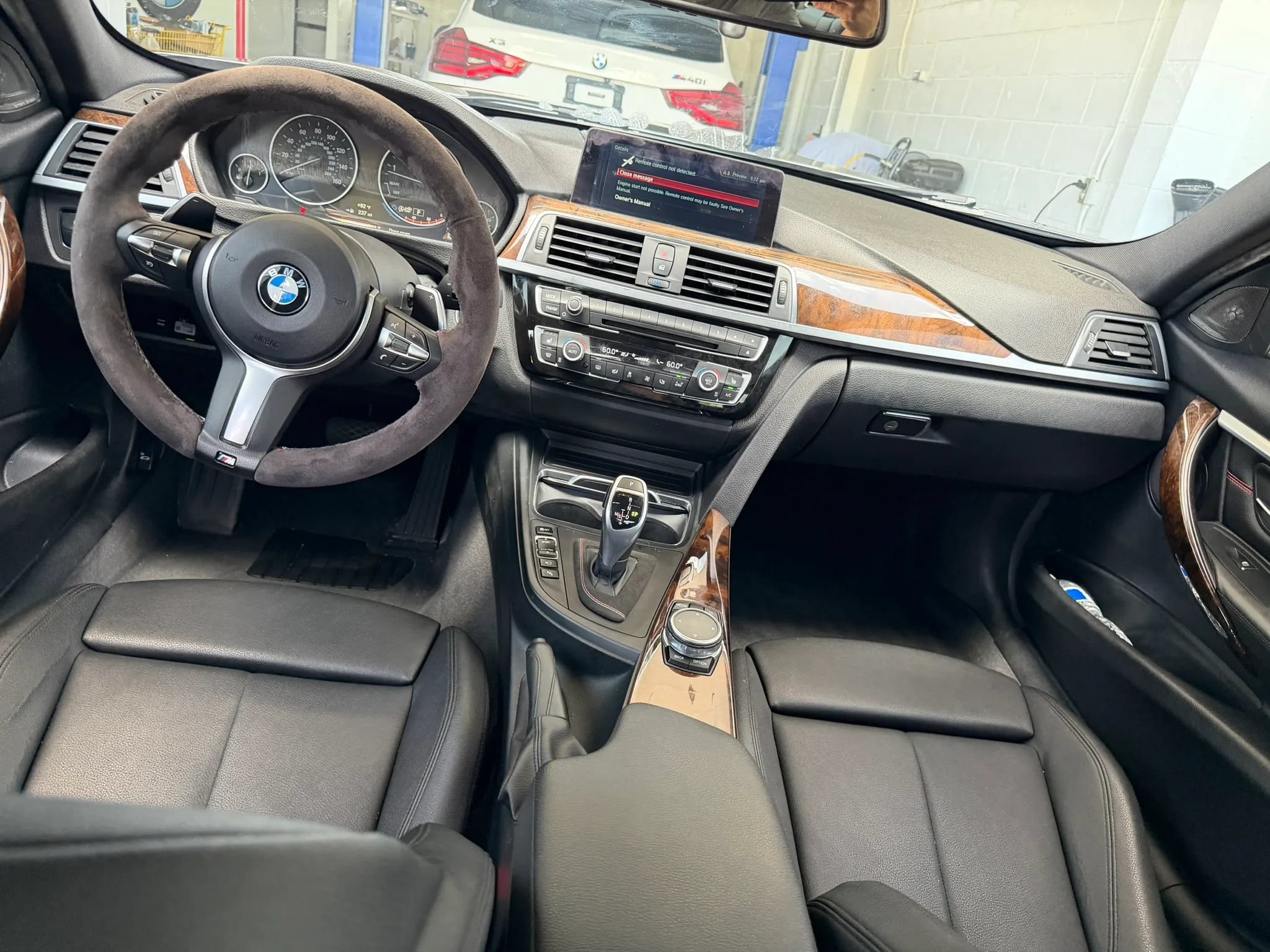 Used 2016 BMW 340i xDrive Sedan AWD/4WD image 15