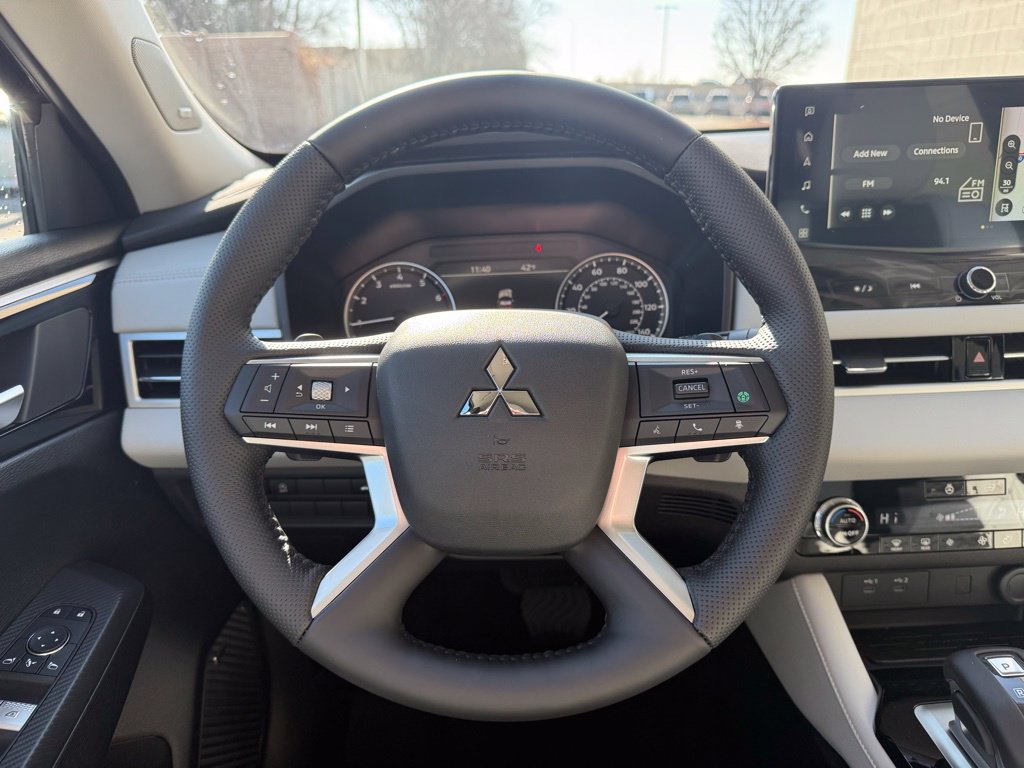 New 2026 Mitsubishi Outlander SE AWD/4WD image 8