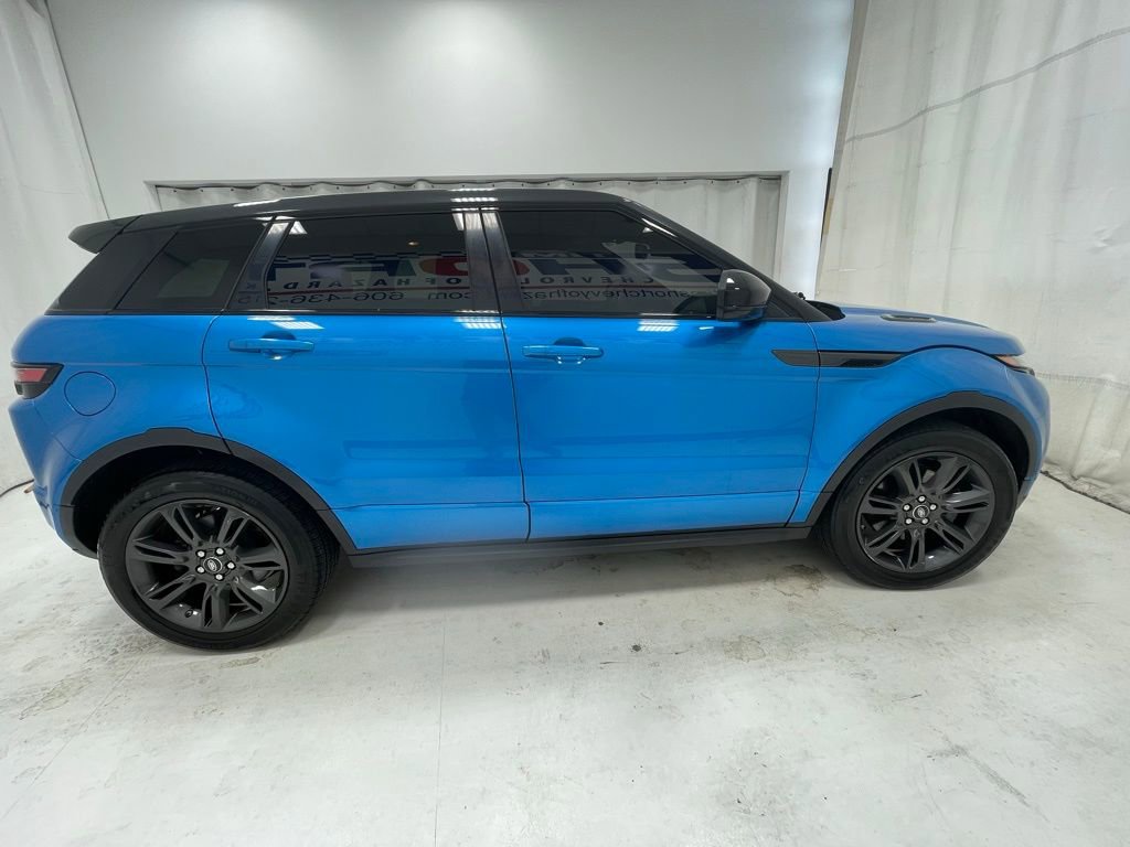 Used 2019 Land Rover Range Rover Evoque Landmark Edition AWD/4WD image 4
