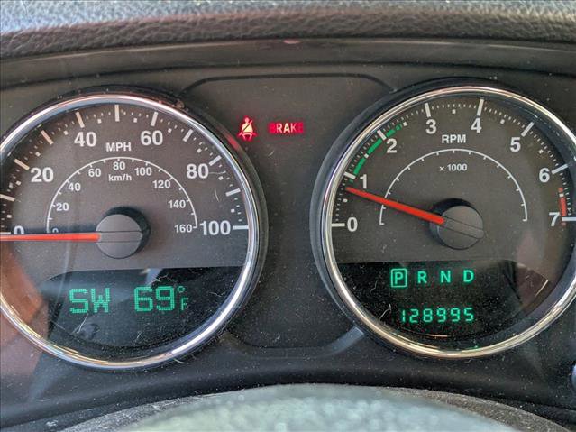 Used 2012 Jeep Wrangler Unlimited Sahara w/ Connectivity Group image 10