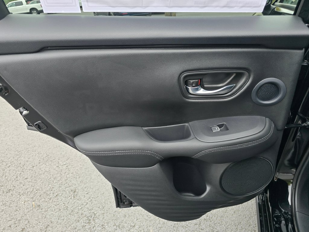 New 2027 Honda HR-V EX-L image 8