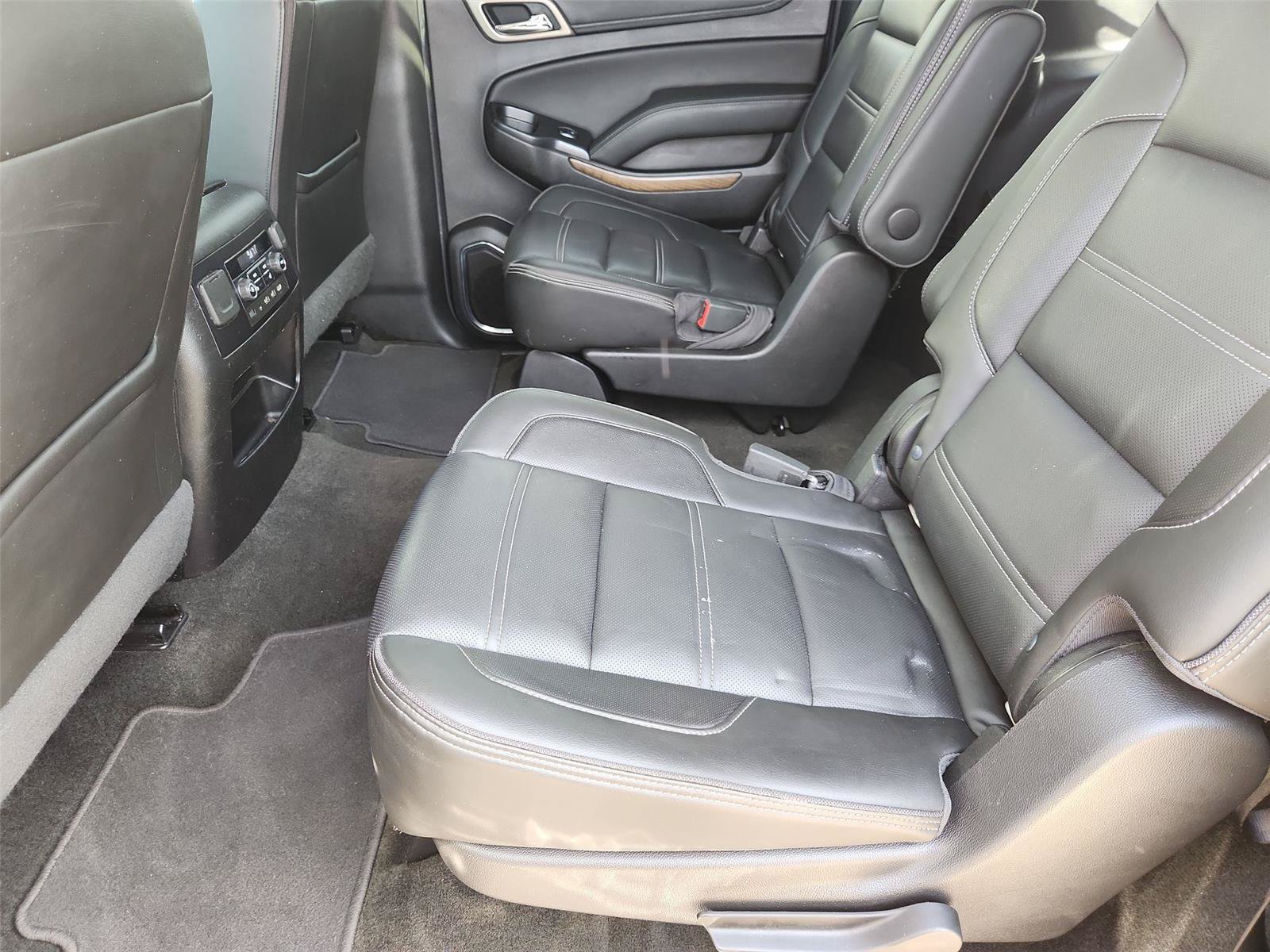 Used 2018 GMC Yukon XL Denali w/ Denali Ultimate Package RWD image 26
