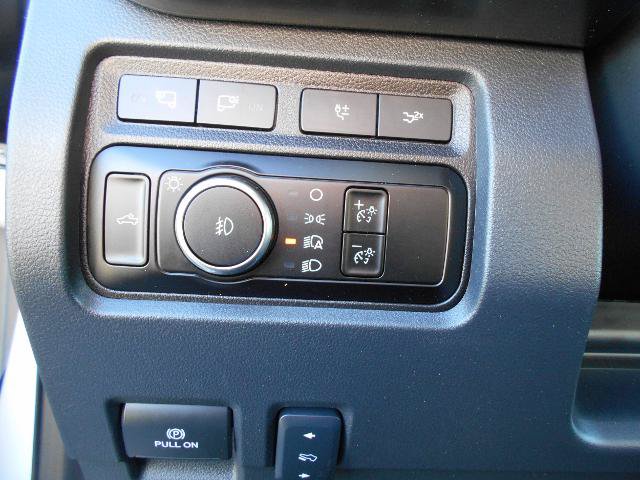 Certified 2024 Ford F350 Lariat w/ Lariat Ultimate Package AWD/4WD image 24