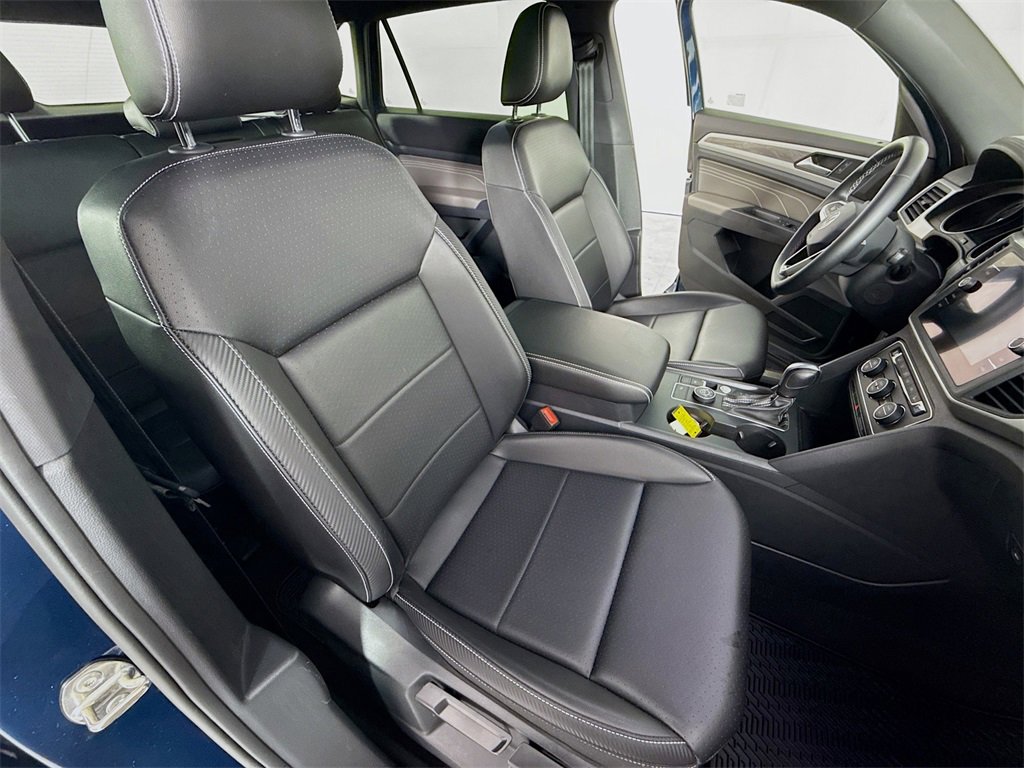 Used 2021 Volkswagen Atlas Cross Sport SE image 27