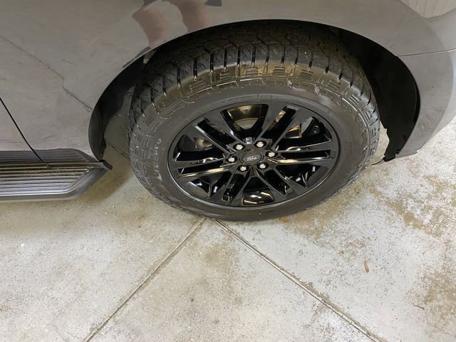 Used 2024 Ford Expedition Max XLT image 14