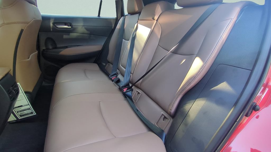 Used 2026 Toyota Corolla Cross XLE w/ Convenience Package FWD image 10