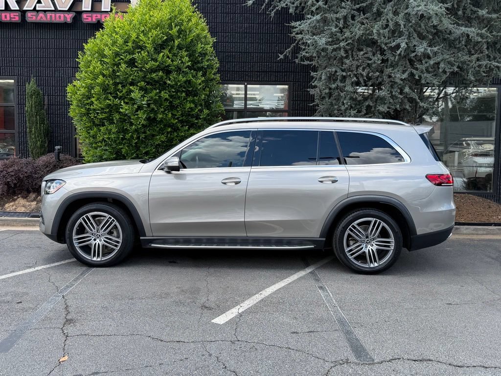 Used 2022 Mercedes-Benz GLS 450 4MATIC image 9
