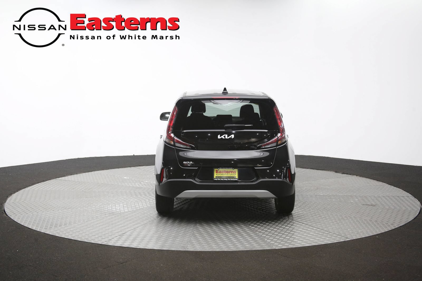 Used 2025 Kia Soul LX w/ LX Technology Package FWD image 35