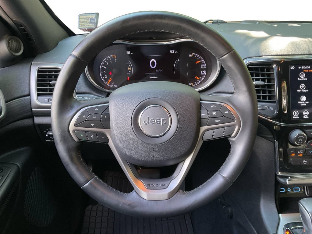 Used 2019 Jeep Grand Cherokee Laredo w/ Laredo X Package AWD/4WD image 17