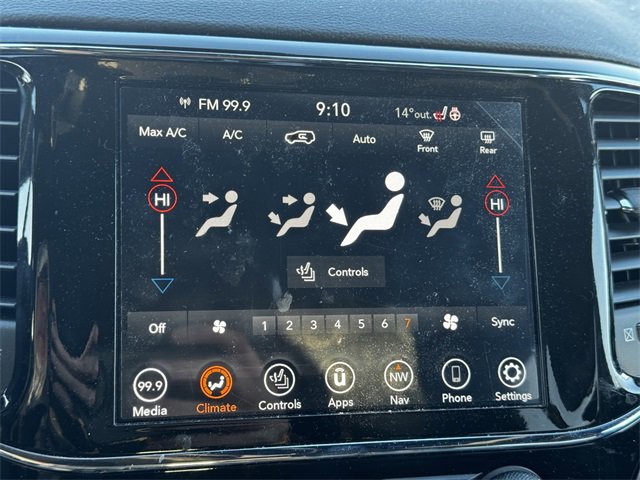 Certified 2022 Jeep Grand Cherokee Laredo X image 30