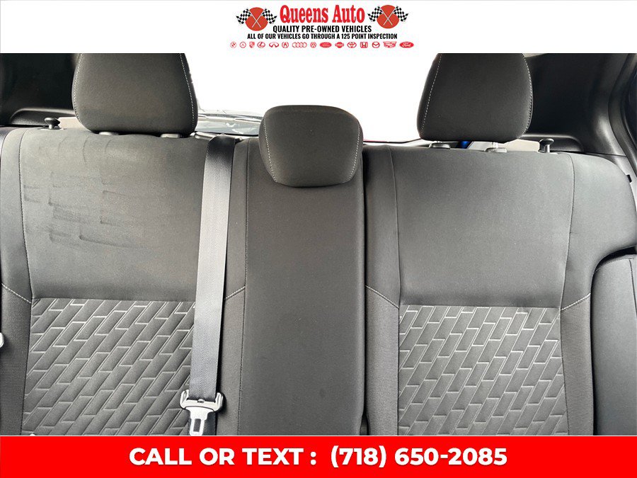 Used 2021 Nissan Kicks S FWD image 15