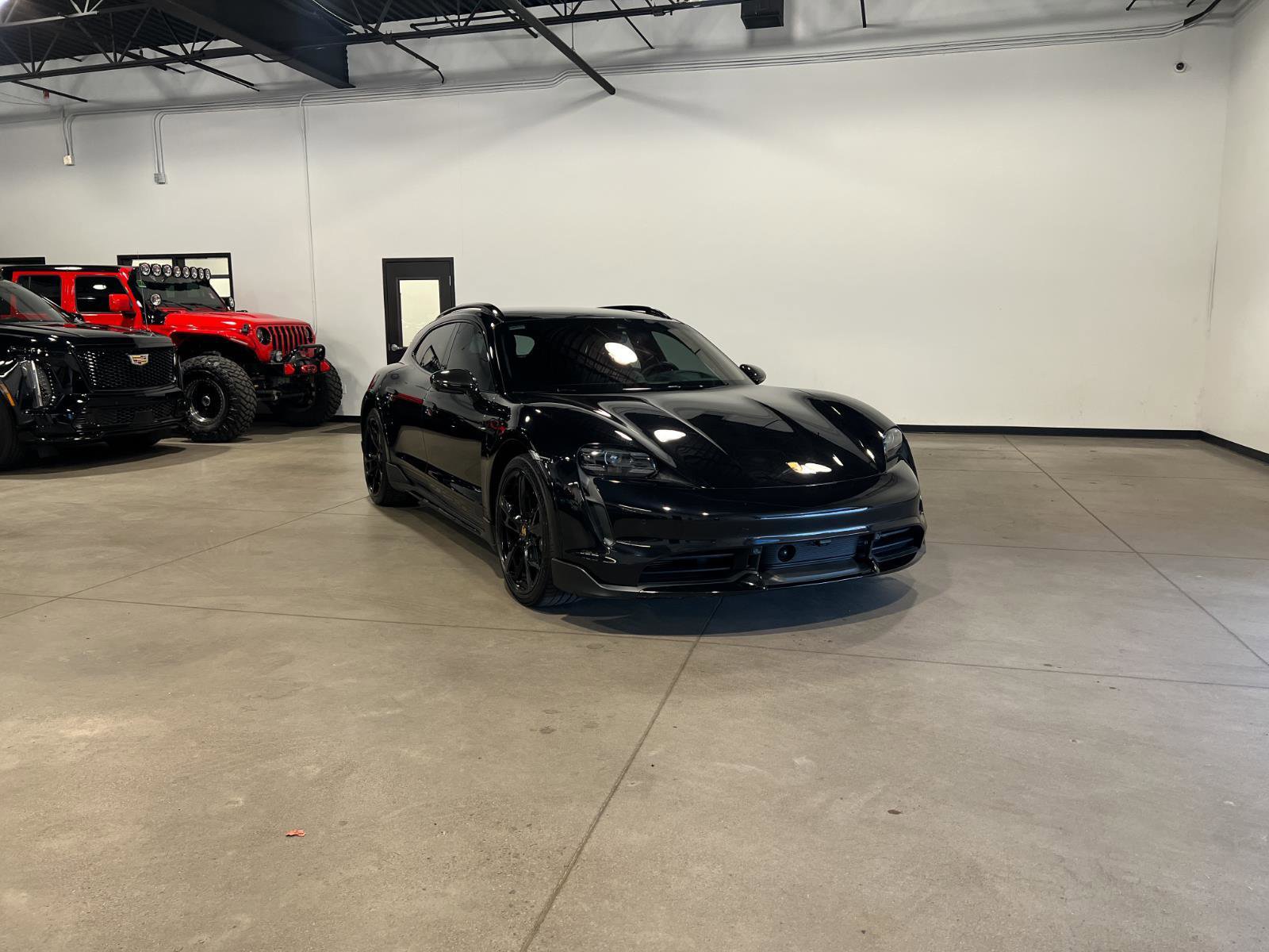 Used 2023 Porsche Taycan Turbo S AWD/4WD image 1