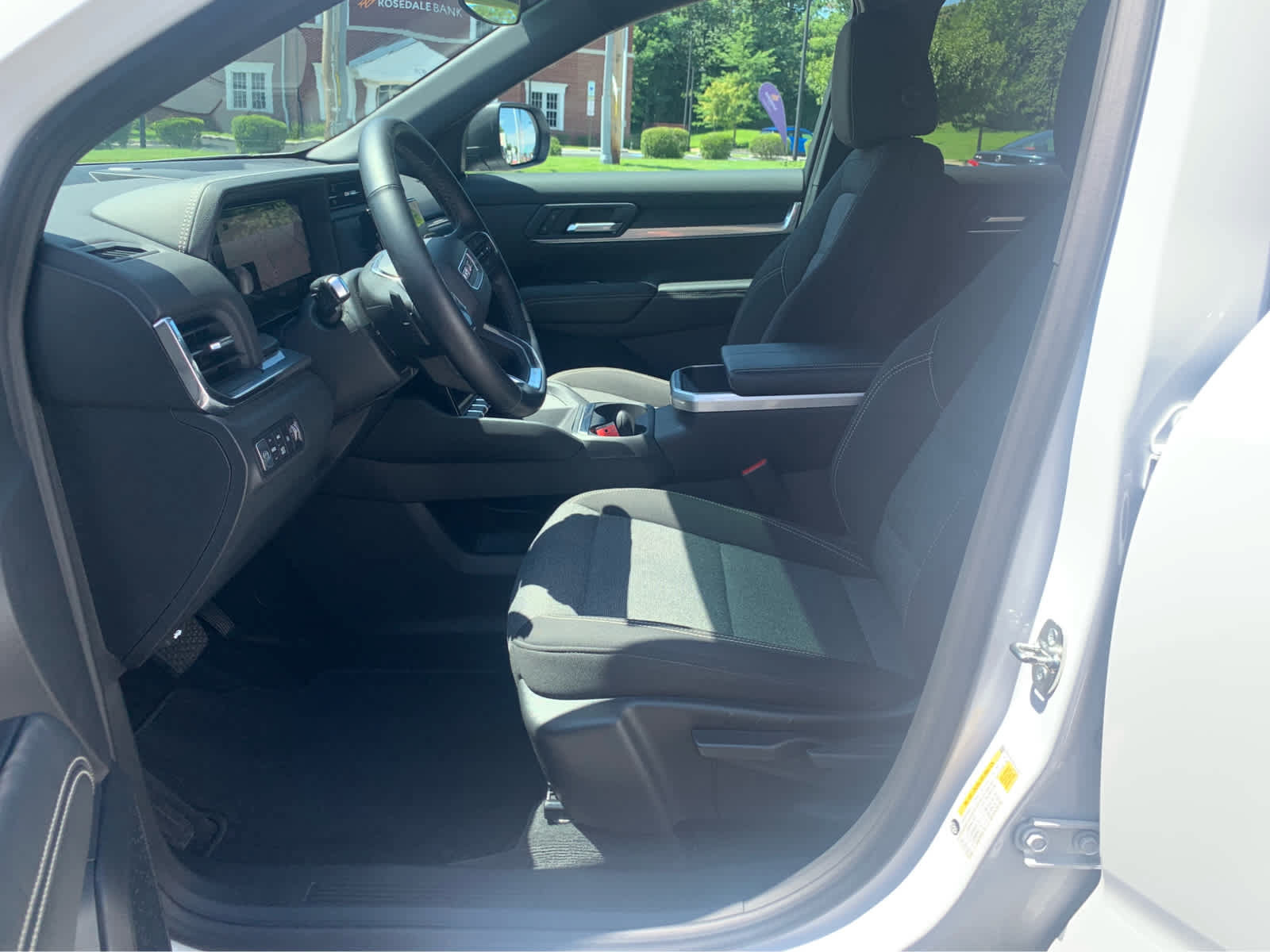Used 2025 GMC Terrain Elevation AWD/4WD image 11