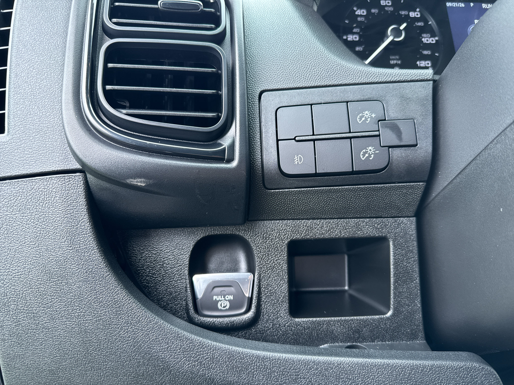 New 2026 RAM ProMaster 3500 w/ Convenience Group FWD image 30