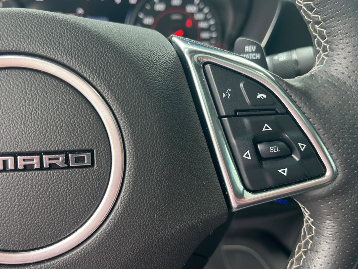 Used 2020 Chevrolet Camaro SS RWD image 18