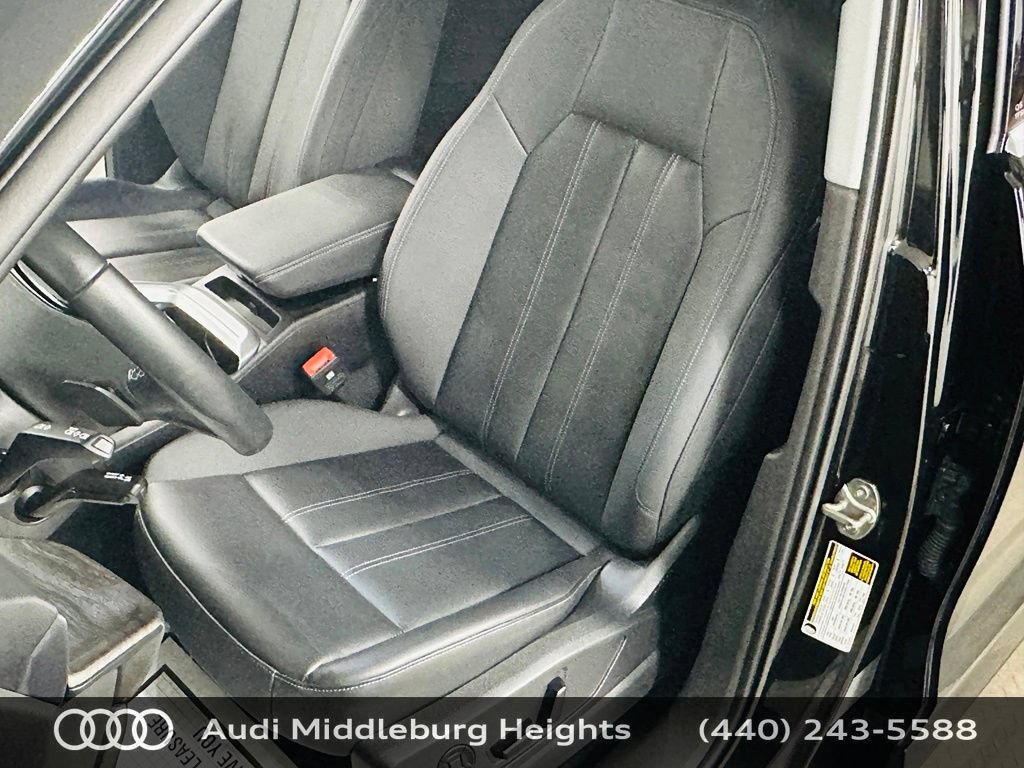 Used 2025 Audi Q5 Premium AWD/4WD image 24