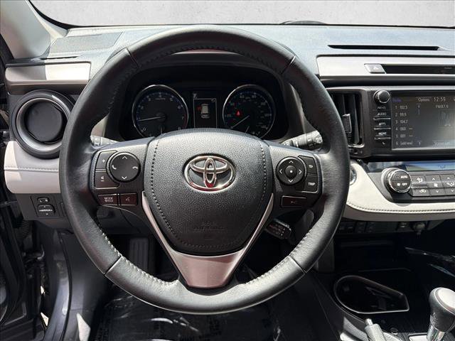 Used 2018 Toyota RAV4 Limited AWD/4WD image 14