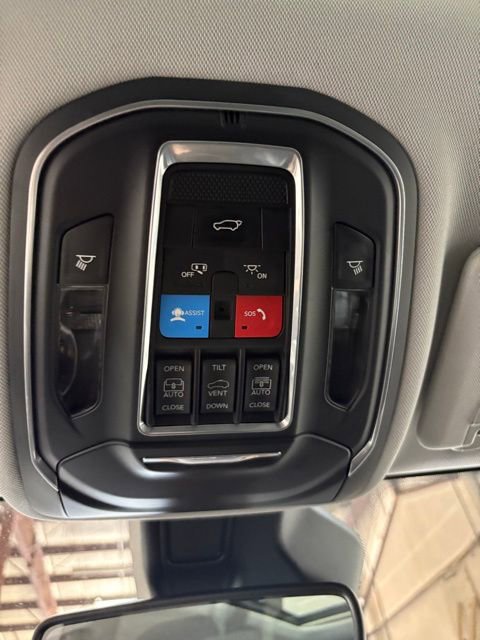 Certified 2022 Jeep Grand Cherokee L Limited image 17