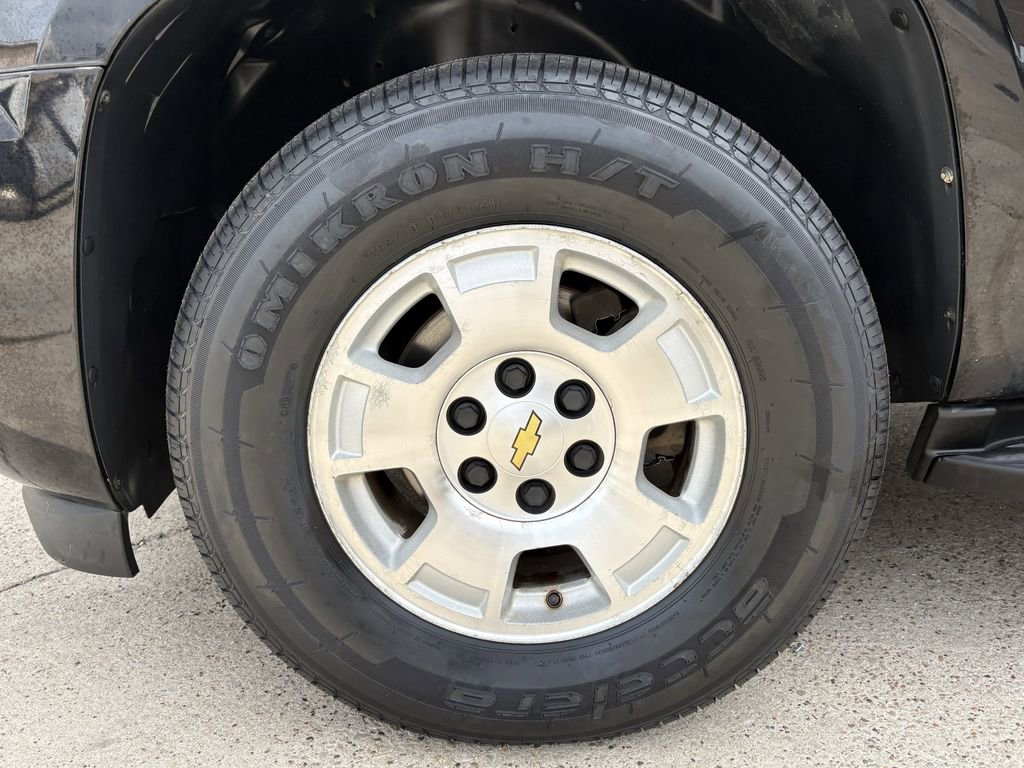 Used 2014 Chevrolet Tahoe LS RWD image 9