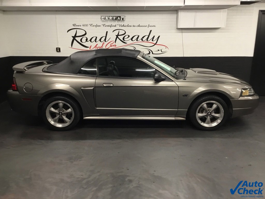 Used 2001 Ford Mustang GT image 12