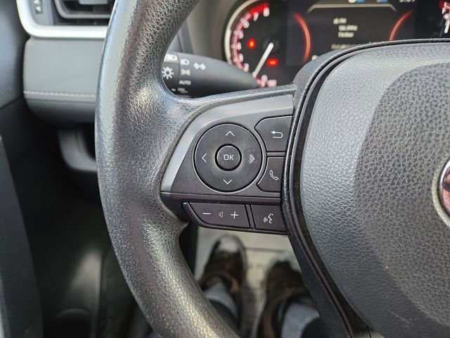 Used 2023 Toyota RAV4 XLE image 17