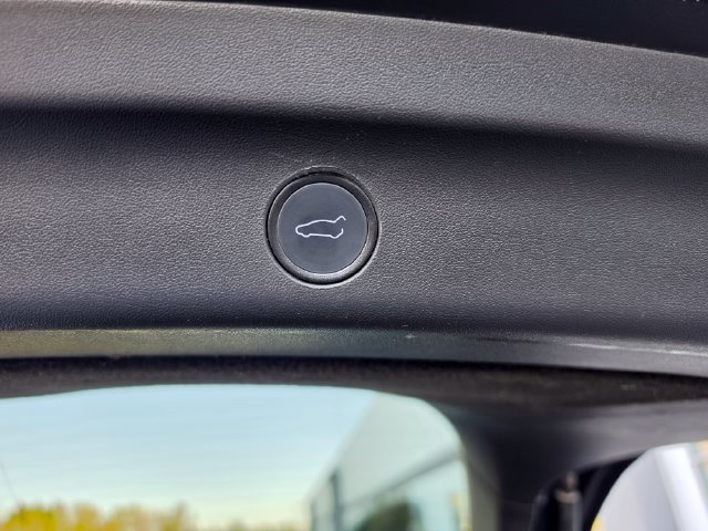 Used 2021 Tesla Model Y Long Range AWD/4WD image 66