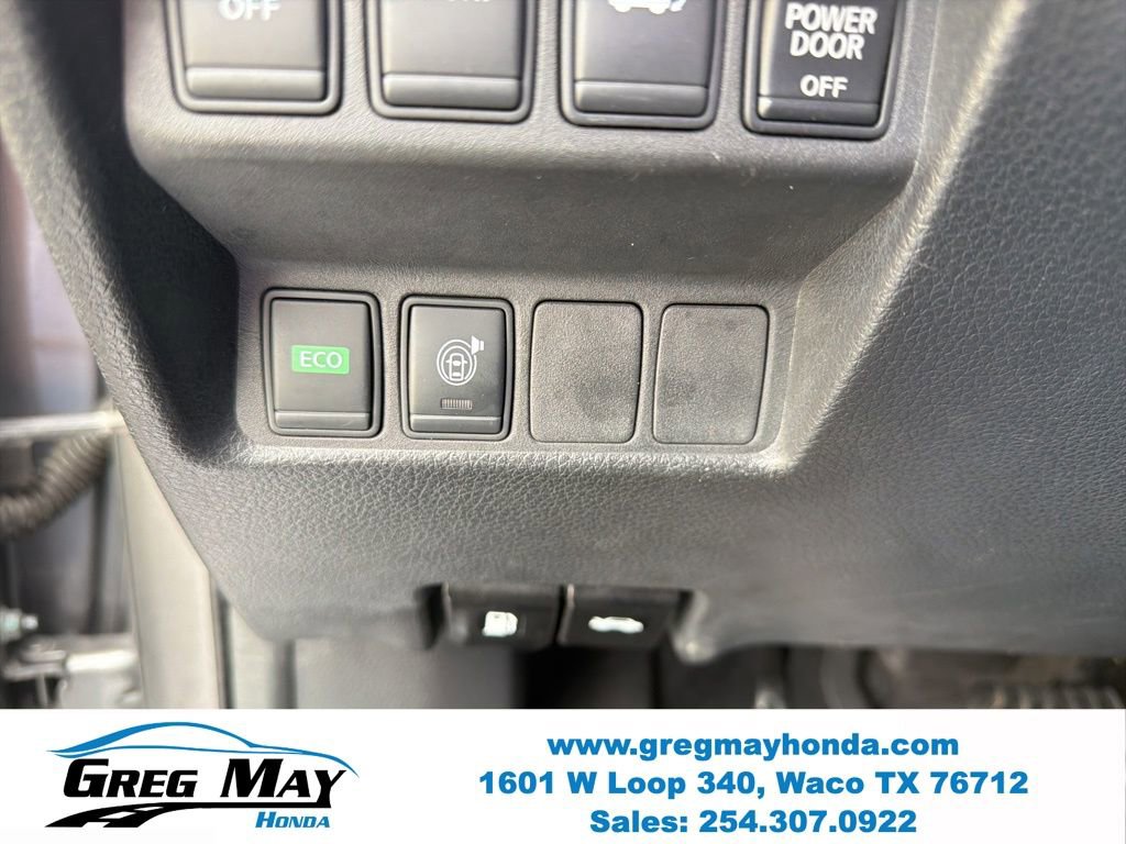 Used 2015 Nissan Rogue SV w/ SV Premium Package image 18