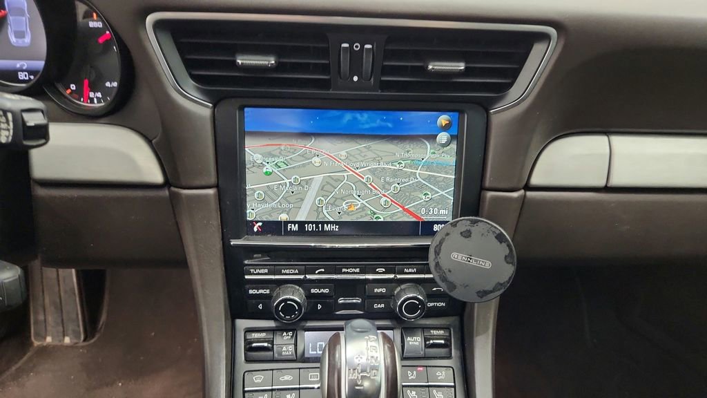Used 2015 Porsche 911 Turbo AWD/4WD image 35