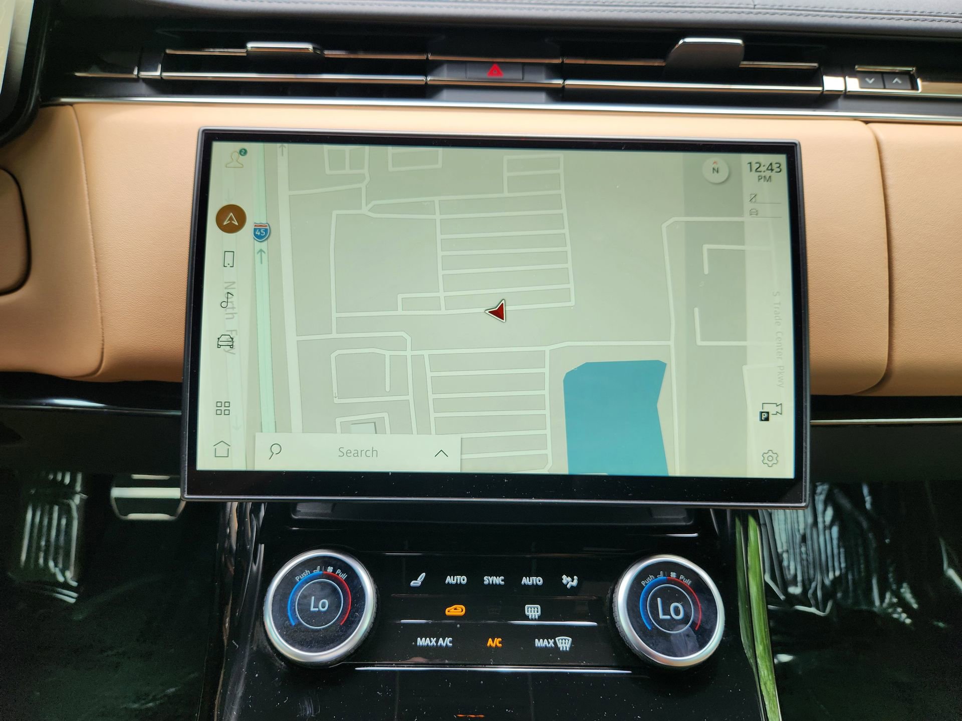 Used 2023 Land Rover Range Rover Sport SE Dynamic image 18