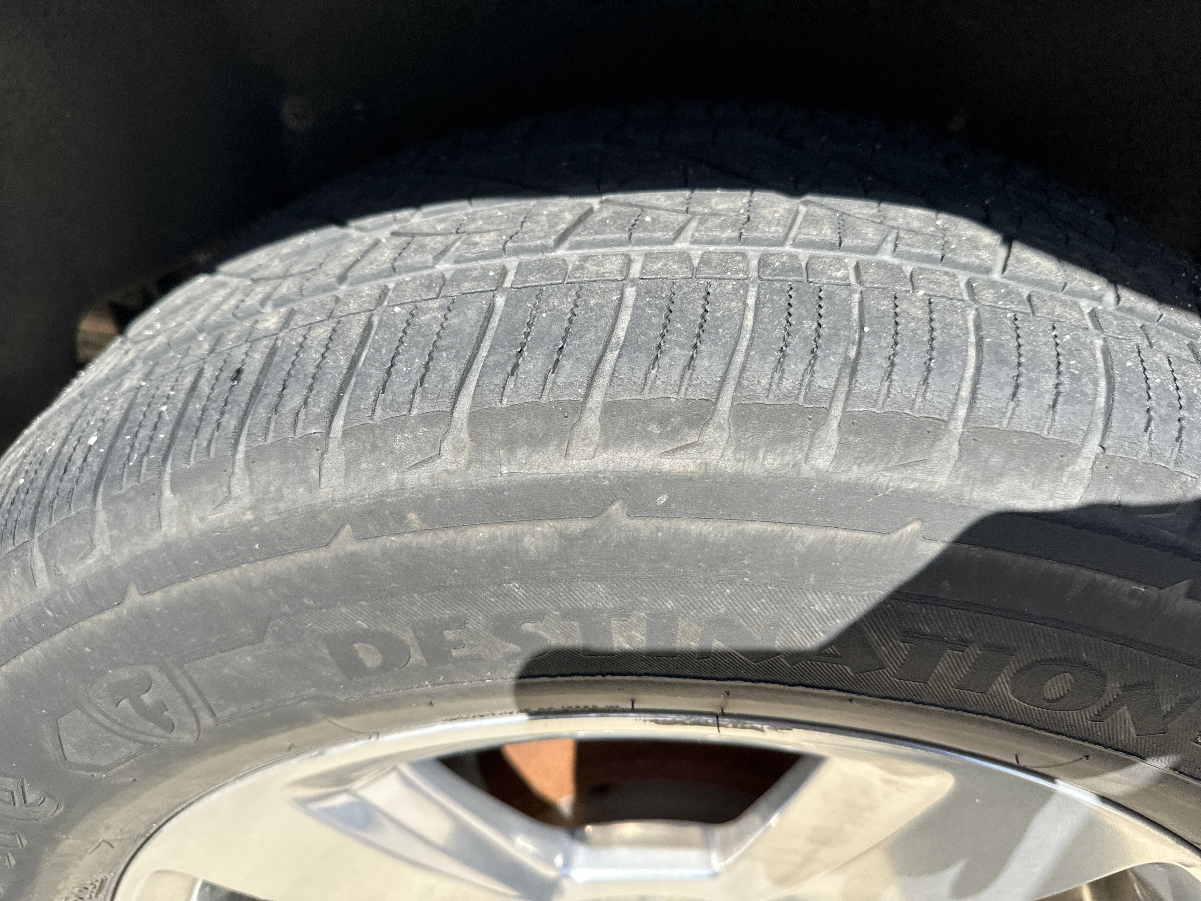 Used 2018 Chevrolet Suburban Premier RWD image 42