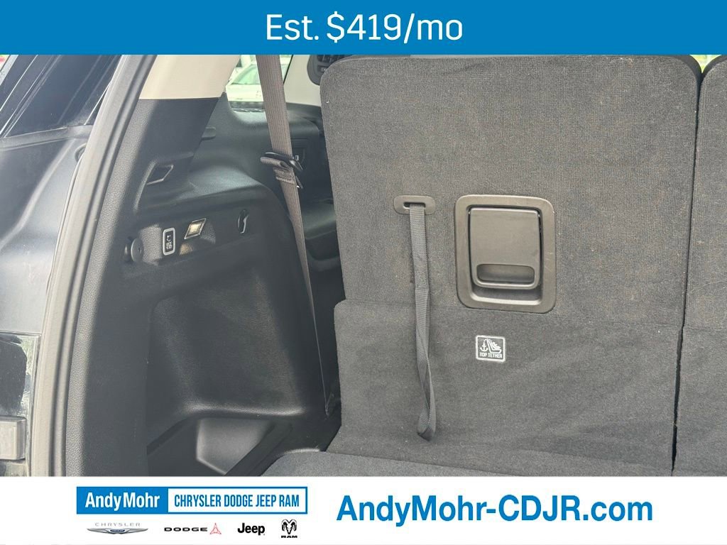 Used 2023 Jeep Grand Cherokee L Laredo w/ Luxury Tech Group I AWD/4WD image 37
