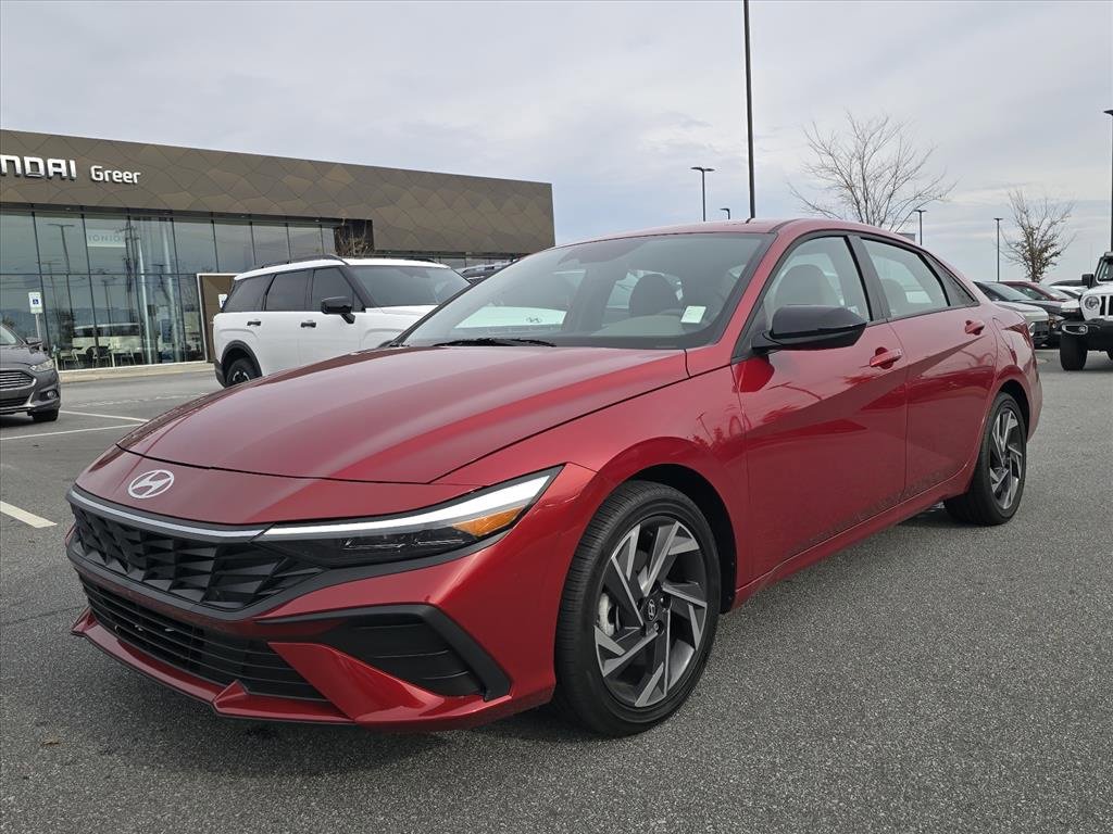 Used 2025 Hyundai Elantra SEL image 7