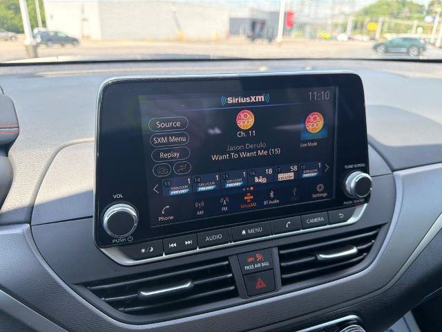 Certified 2025 Nissan Altima 2.5 SR FWD image 19