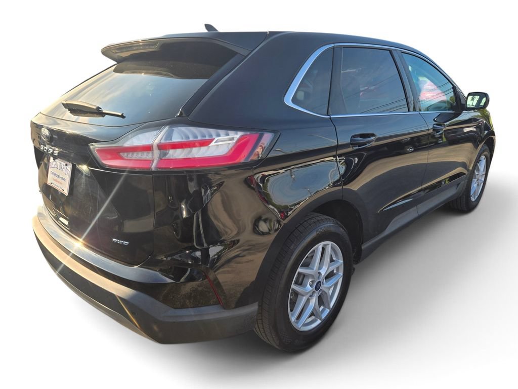 Used 2021 Ford Edge SEL w/ Convenience Package AWD/4WD image 4