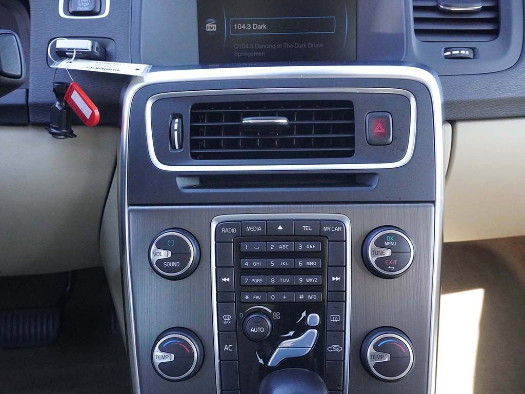 Used 2012 Volvo S60 T5 image 36