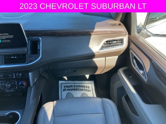 Used 2023 Chevrolet Suburban LT image 23