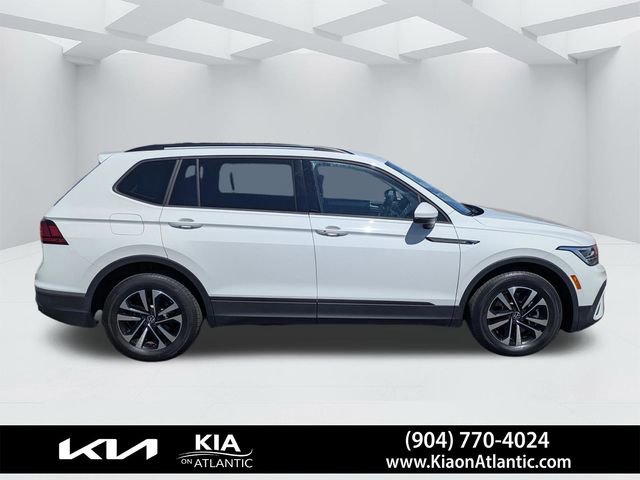 Used 2023 Volkswagen Tiguan S FWD image 2