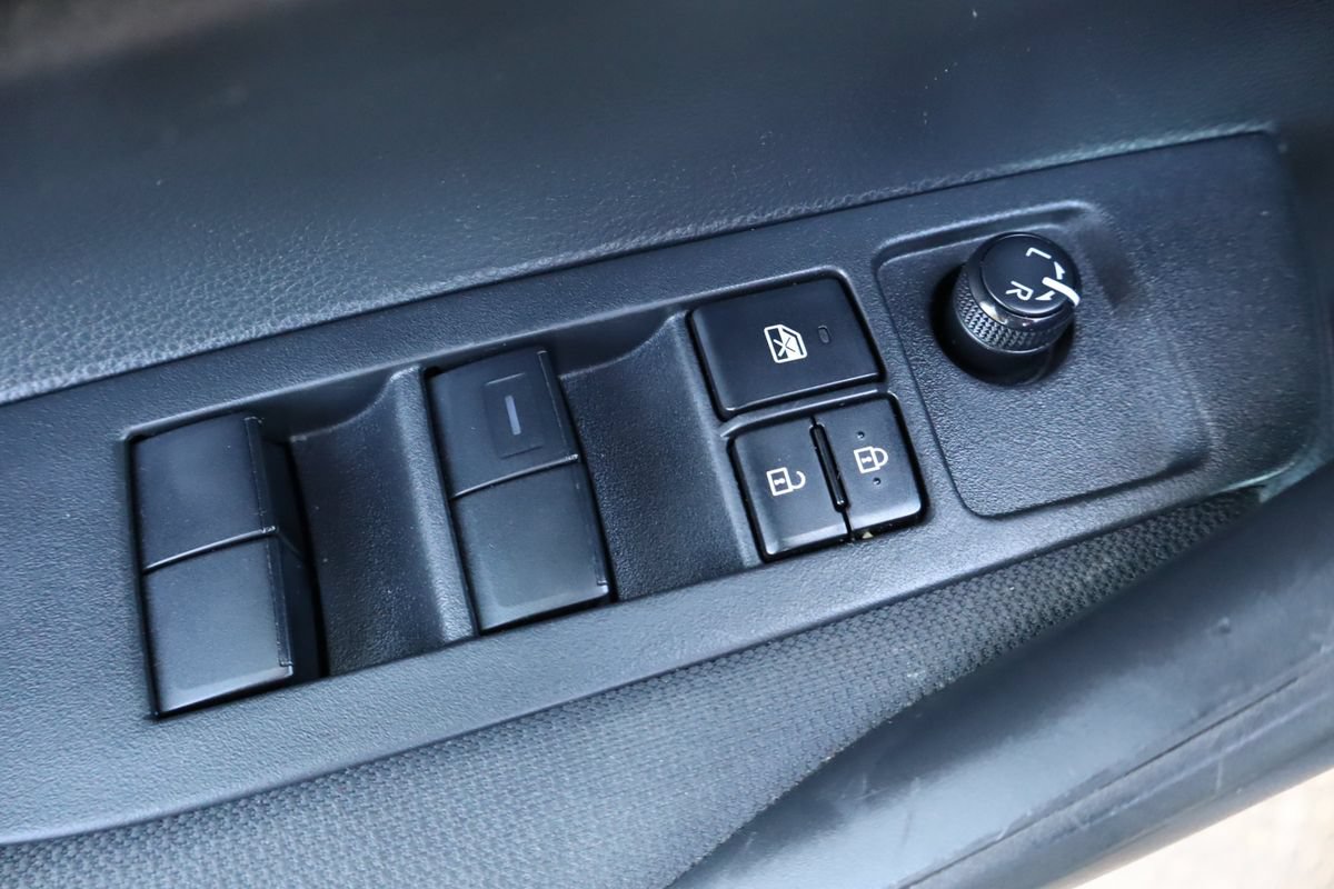 Used 2023 Toyota Corolla LE FWD image 27