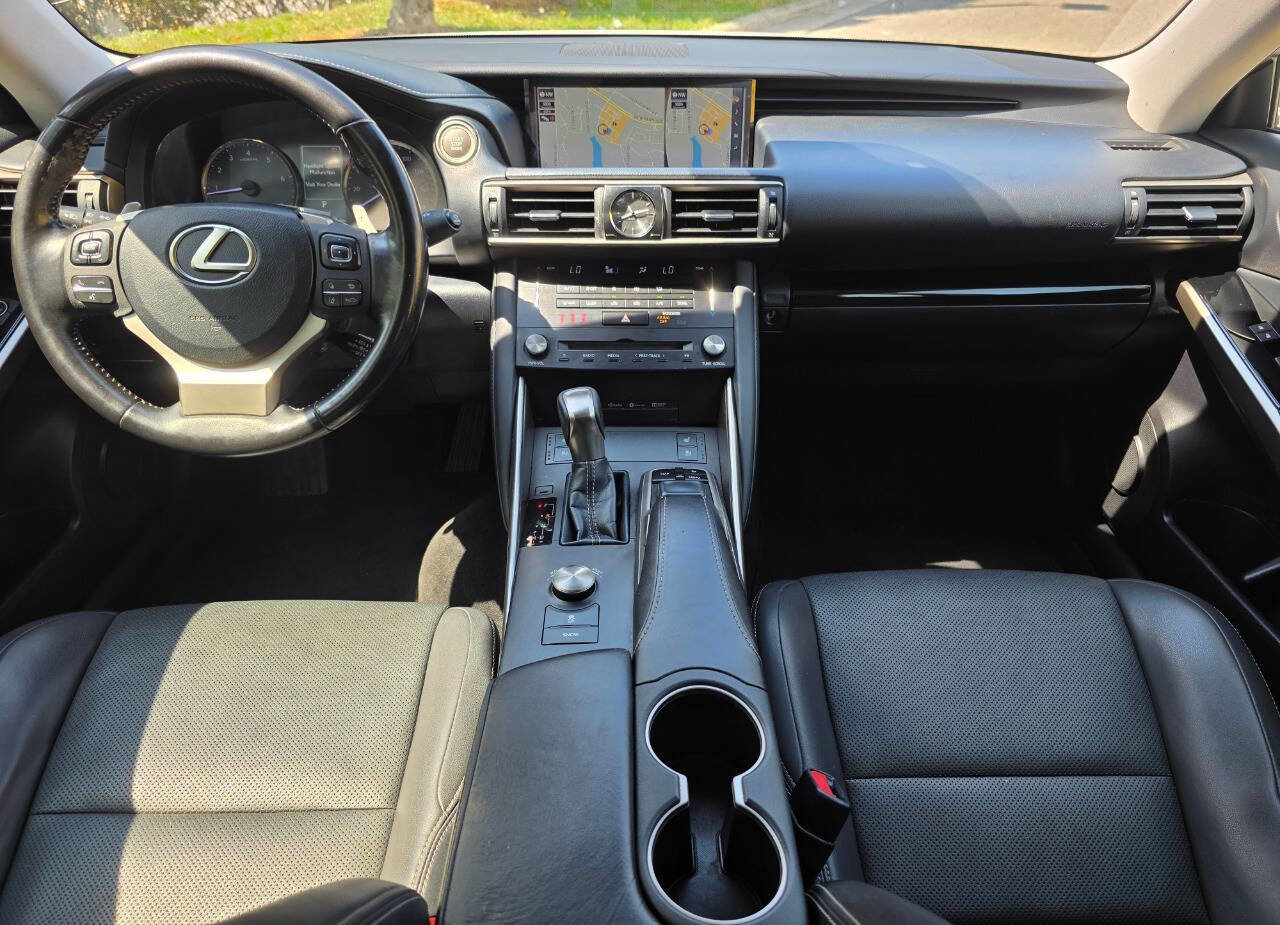Used 2018 Lexus IS 300 AWD w/ Comfort Package image 14