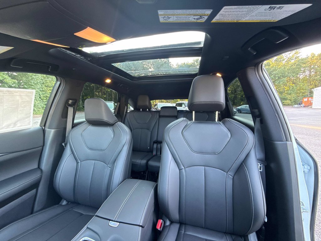 New 2027 INFINITI QX65 Sport AWD/4WD image 24
