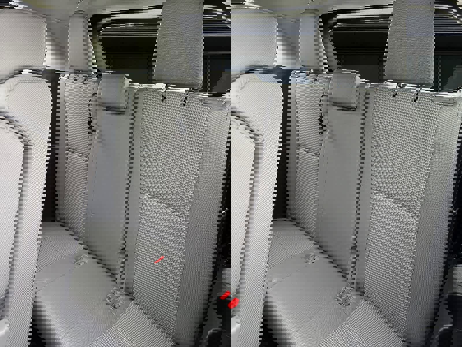 Used 2023 Toyota Highlander LE image 15