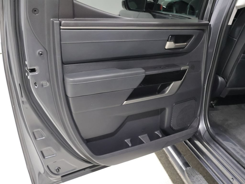 Used 2023 Toyota Tundra Limited AWD/4WD image 19
